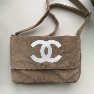 Precision bag tan crossbody daily bag